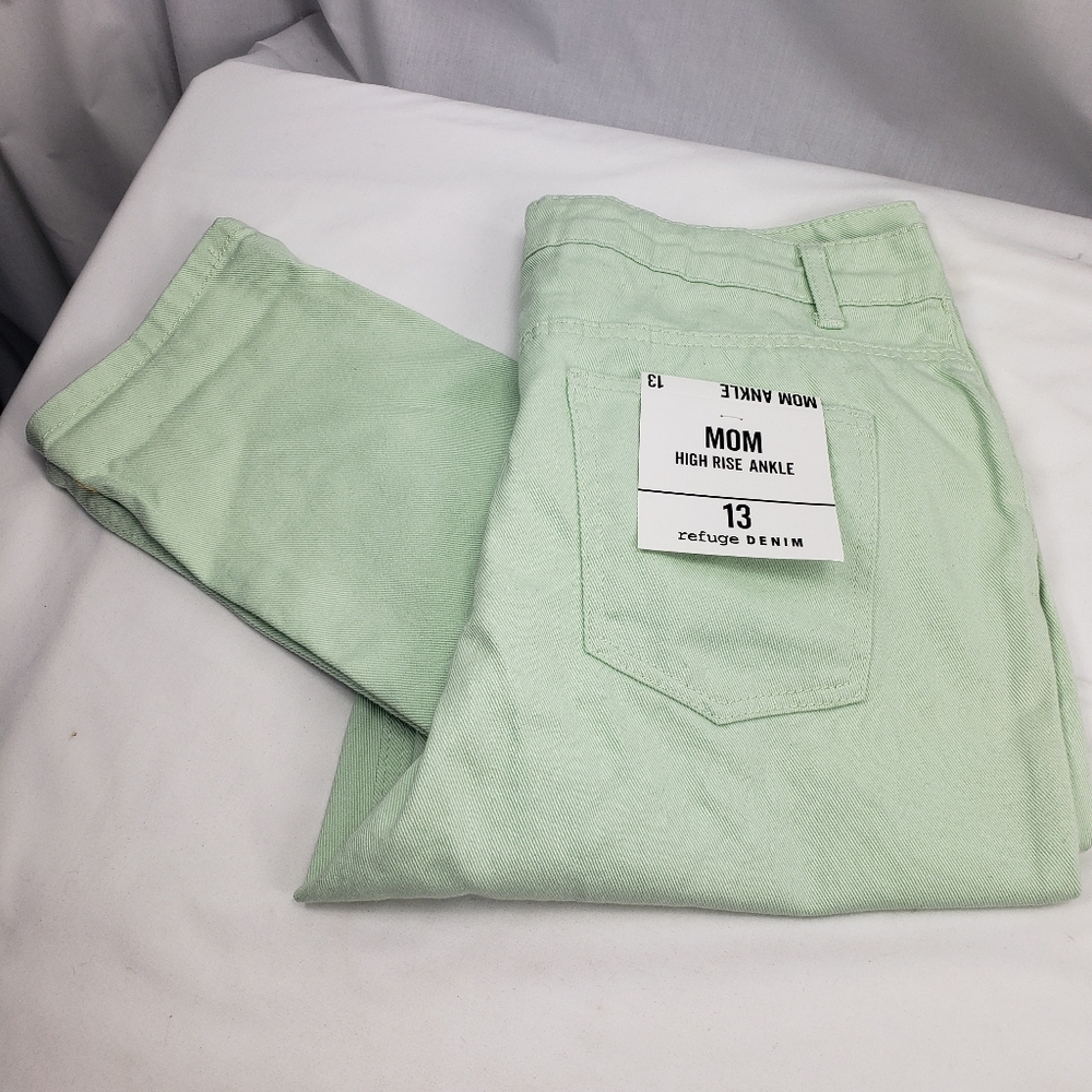 NWT Refuge Denim MOM Jeans High Rise Ankle Size 13